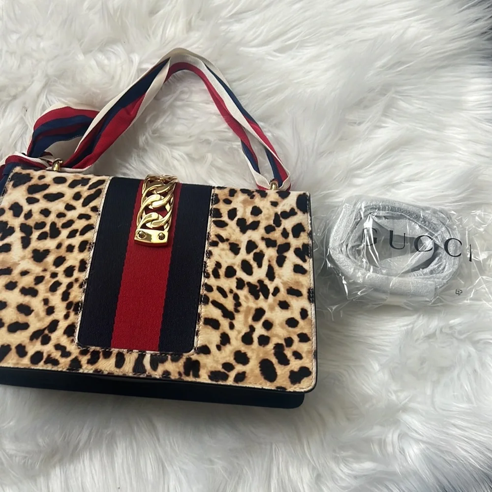 💯% Auth GUCCI Leather Bag - Sylvie Calf Hair Harako Leopard Print Shoulder Bag
